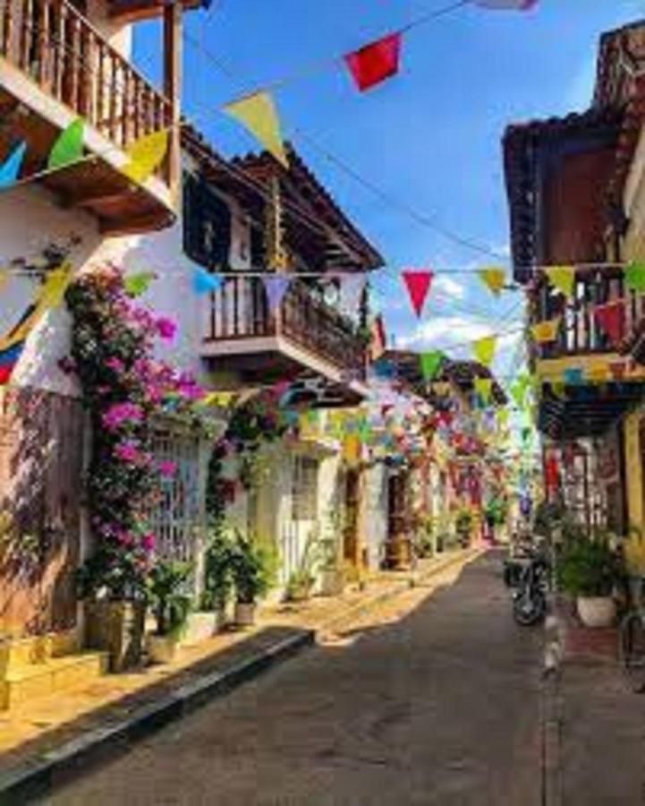 3cb-1 De 3 Alcobas En El Centro Historico Con Aire Acondicionado Y Wifi *