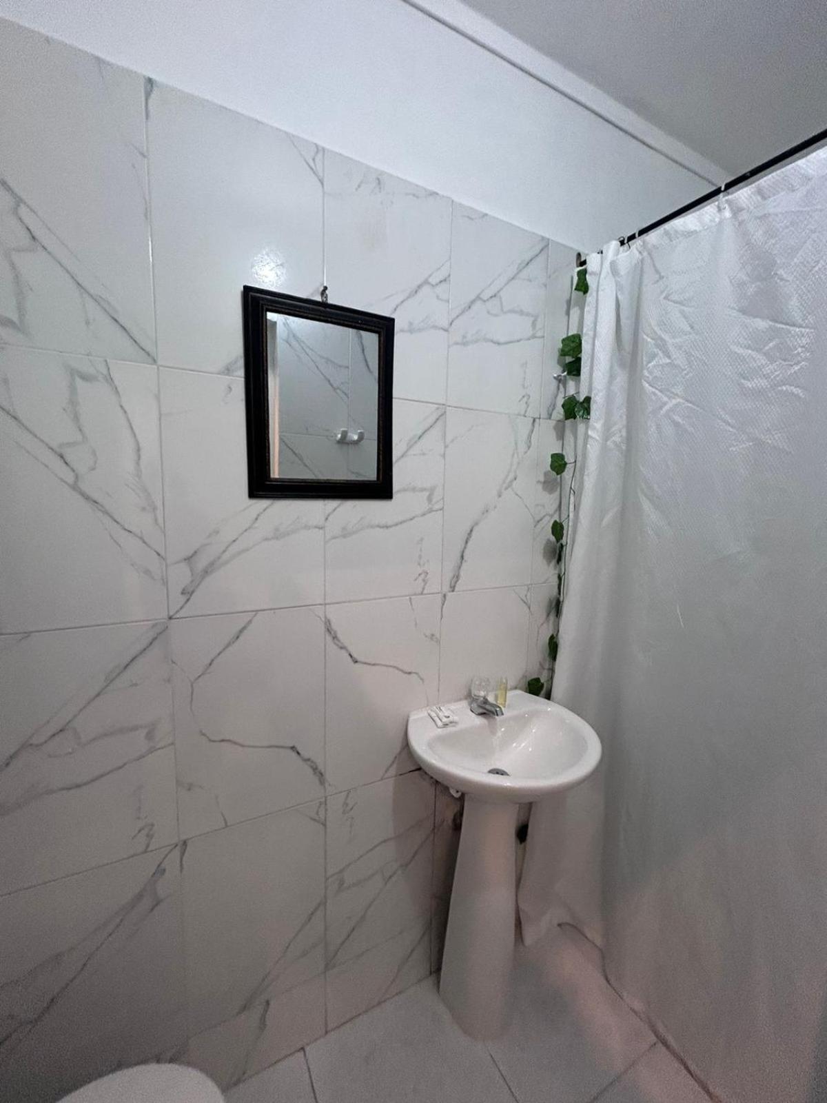 Apartment 3cb-1 De 3 Alcobas En El Centro Historico Con Aire Acondicionado Y Wifi Cartagena